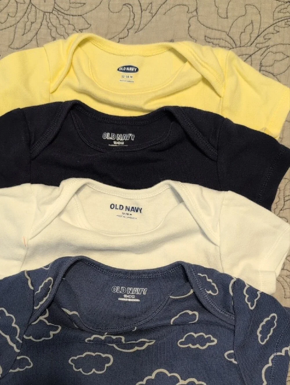 Old Navy four piece